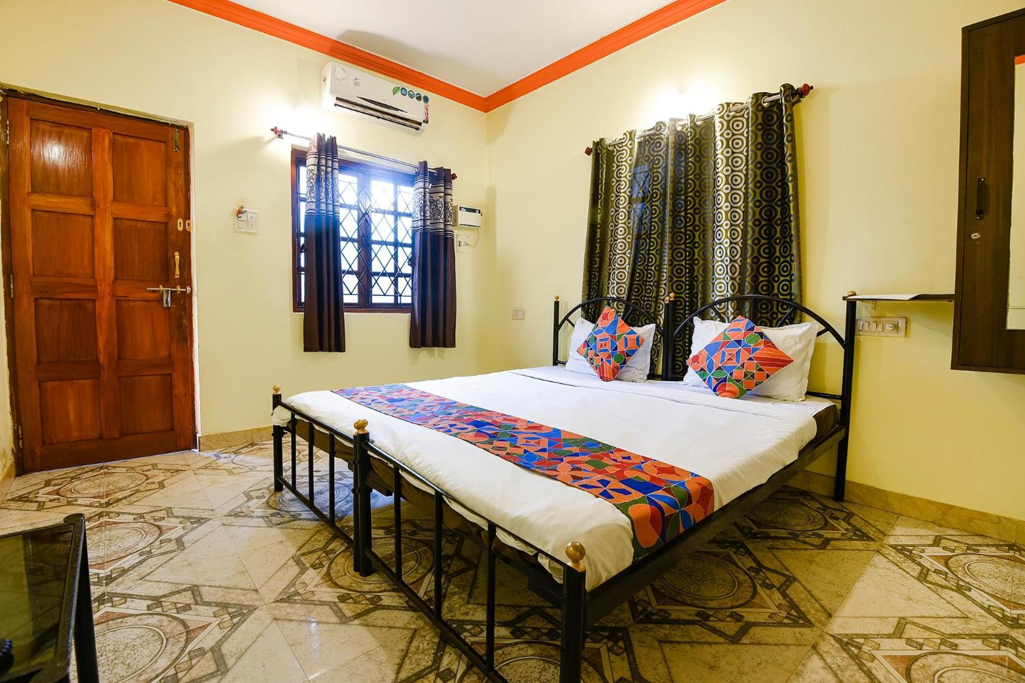 Fabhotel Joaquim Beachside Resort - Nr Tito'S Lane, Baga Beach Eksteriør billede