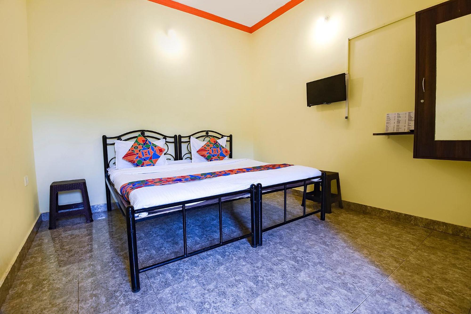 Fabhotel Joaquim Beachside Resort - Nr Tito'S Lane, Baga Beach Eksteriør billede